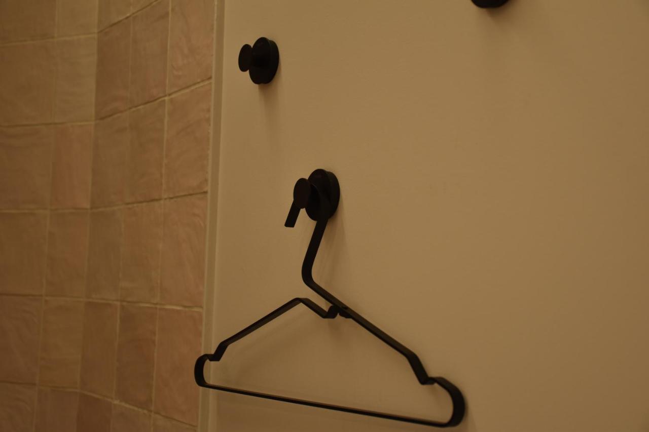 Poutrelle Guestrooms Μπριζ Εξωτερικό φωτογραφία